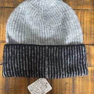 Free People Two-Tone Knit Beanie – Gray & Black | One Size | New With Tags